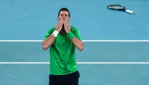 官方：武汉三镇宣布外援帕拉西奥斯和达兰离队