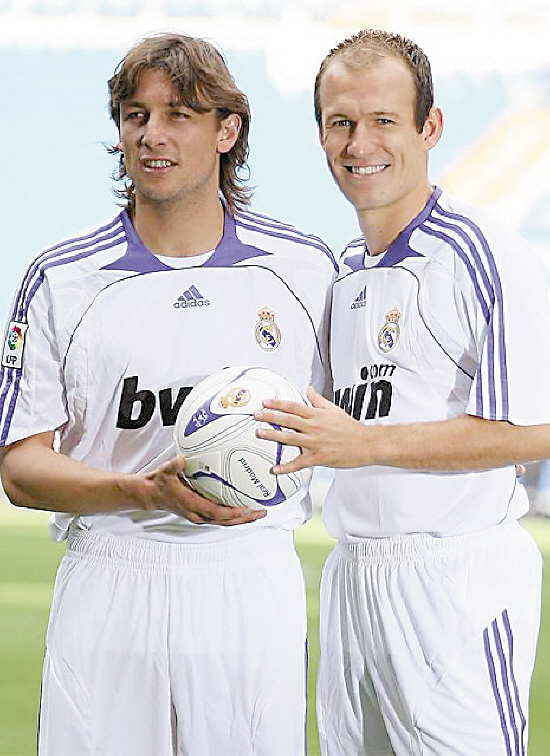 头球破门 头球破门