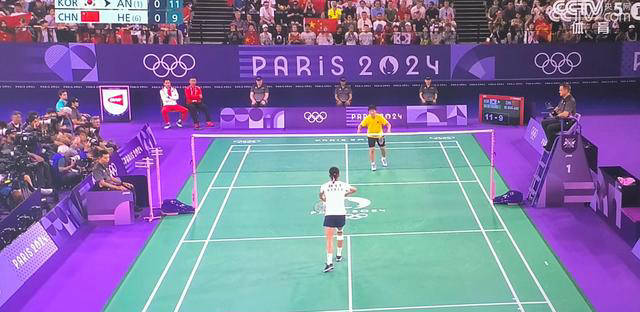 坚若磐石的 坚若磐石的